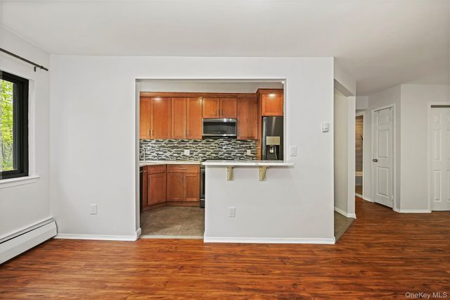 2221 Palmer Avenue 3R, New Rochelle, NY 10801
