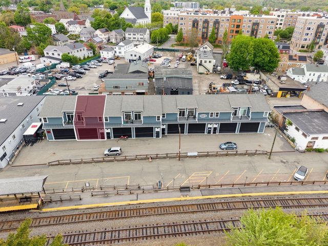 42 Felton St 7R, Waltham, MA 02453