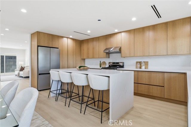 9651 Comanche, Chatsworth (los Angeles), CA 91311