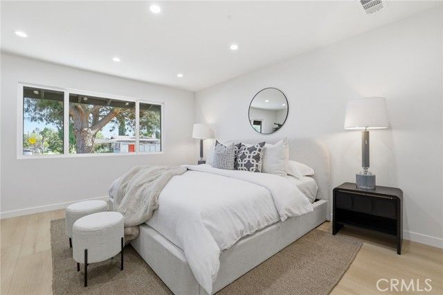 9651 Comanche, Chatsworth (los Angeles), CA 91311