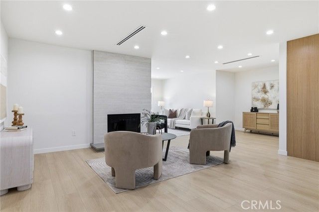 9651 Comanche, Chatsworth (los Angeles), CA 91311