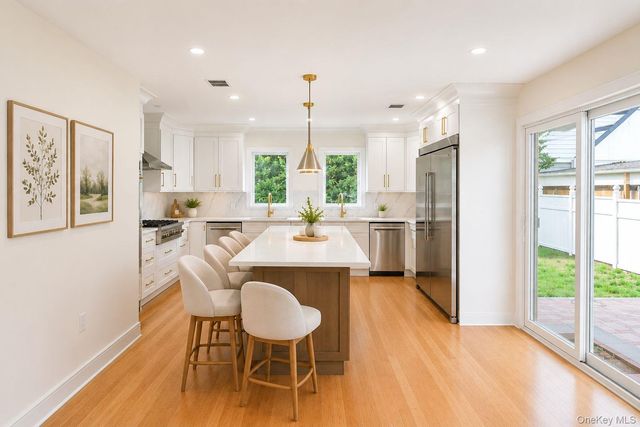 949 Midway, Woodmere, NY 11598