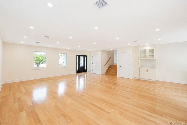 949 Midway, Woodmere, NY 11598