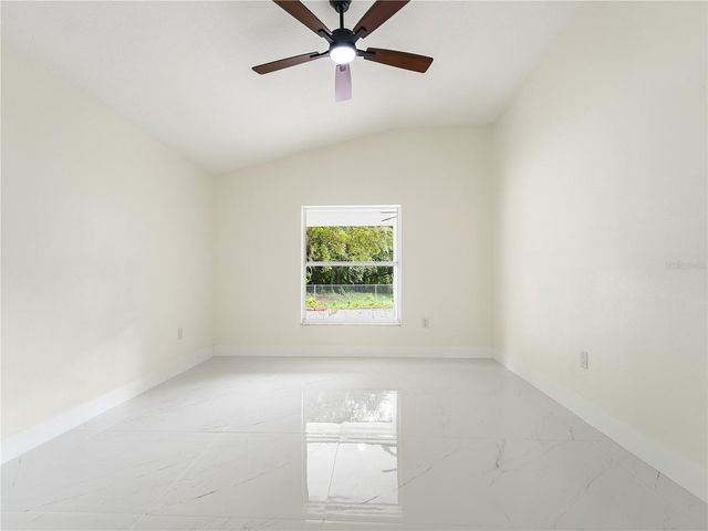 11836 HUNTERS LAKE DRIVE, New Port Richey, FL 34654