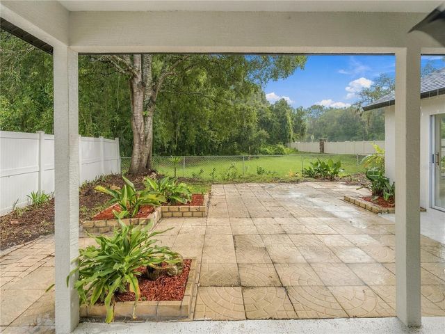 11836 HUNTERS LAKE DRIVE, New Port Richey, FL 34654