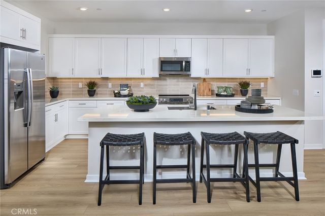 5826 Walden Court, Eastvale, CA 92880