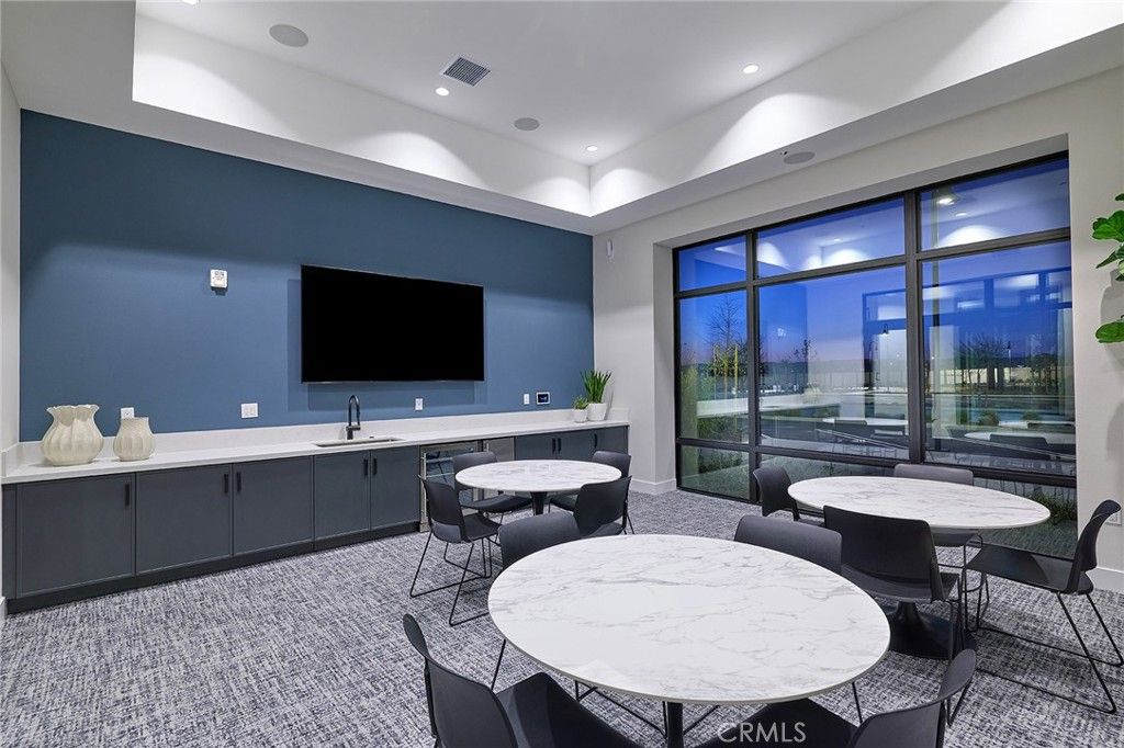 Image 25 of property listing at 5826 Walden Court, Eastvale, CA 92880