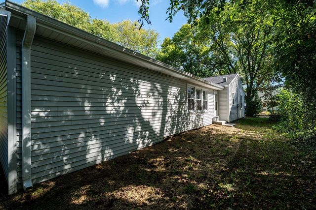 4575 N 44th STREET, Milwaukee, WI 53218