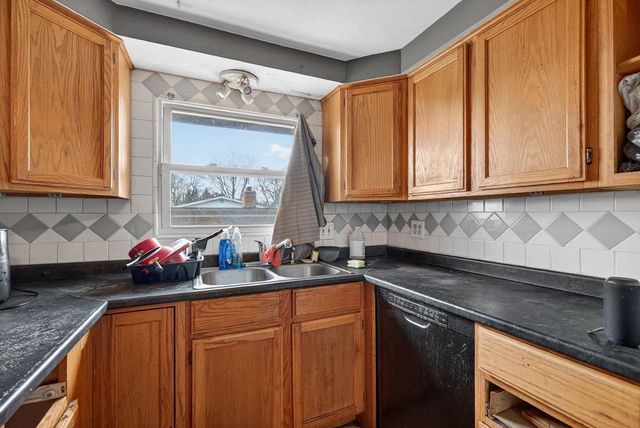 5710 Russett Road, Madison, WI 53711