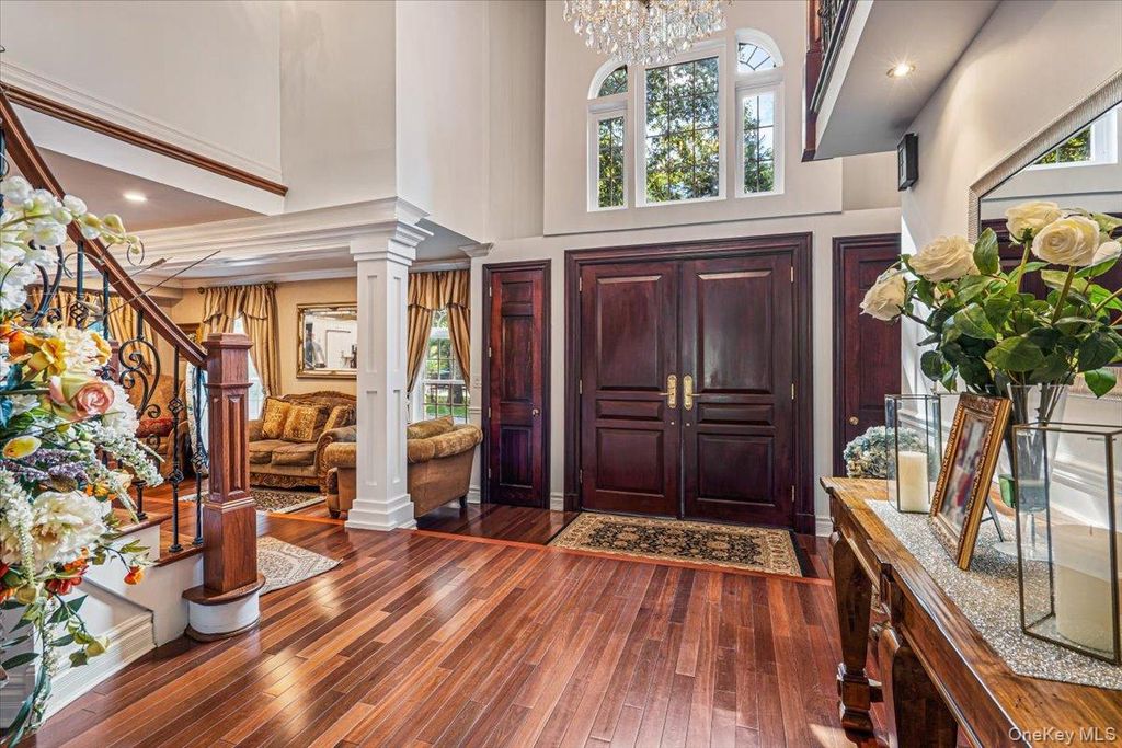 6 Carman Road, Dix Hills, NY 11746 — photo 3