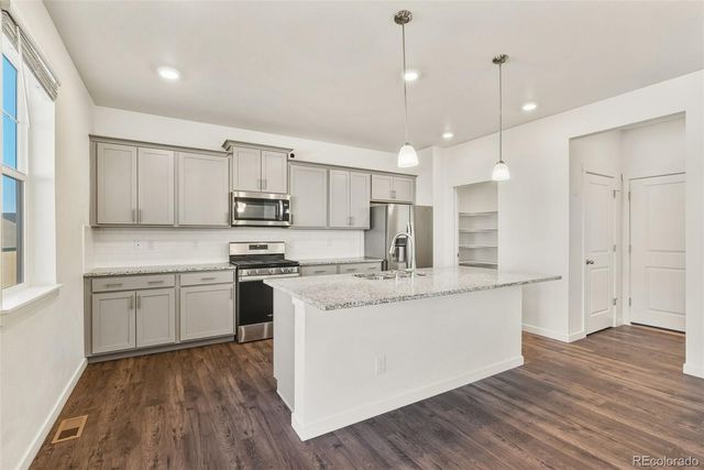 2153 Fiadore Trail, Castle Rock, CO 80104