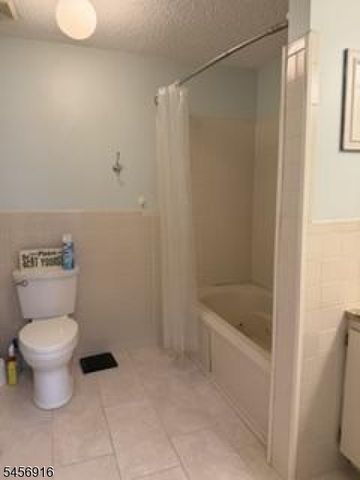 253 Rachel Ct, Franklin Twp., NJ 08823