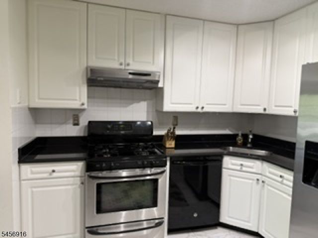 253 Rachel Ct, Franklin Twp., NJ 08823
