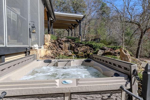 214 Hedden Road, Murphy, NC 28906