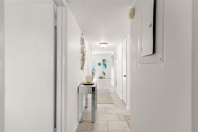 628 MIDWAY DRIVE B, Ocala, FL 34472