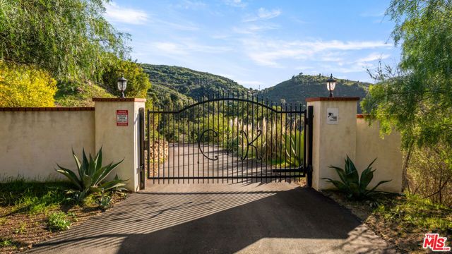 503 Vera Canyon Drive, Malibu, CA 90265