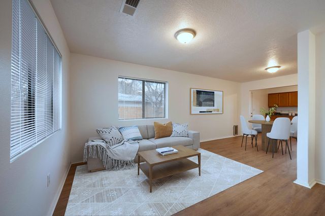 3029 Hudson Circle NW, Albuquerque, NM 87107