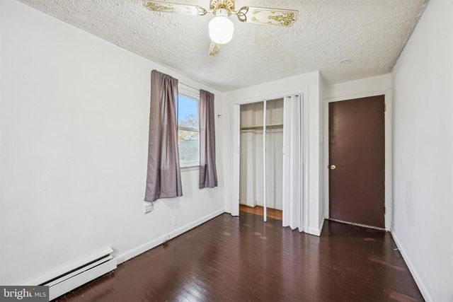 222 COLLINGDALE AVE, Darby, PA 19023