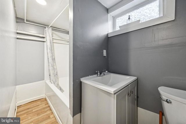 222 COLLINGDALE AVE, Darby, PA 19023