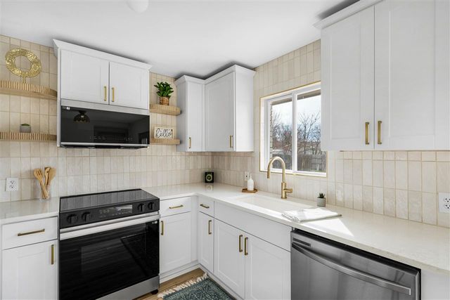 3822 NW Meadowbrook Dr, Lawton, OK 73507