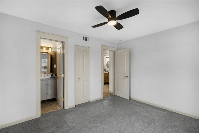 3822 NW Meadowbrook Dr, Lawton, OK 73507