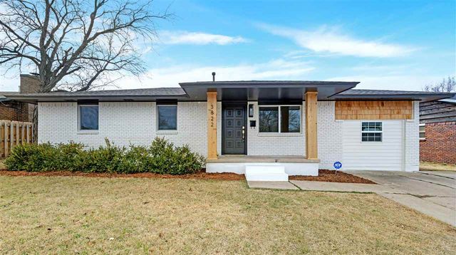 3822 NW Meadowbrook Dr, Lawton, OK 73507