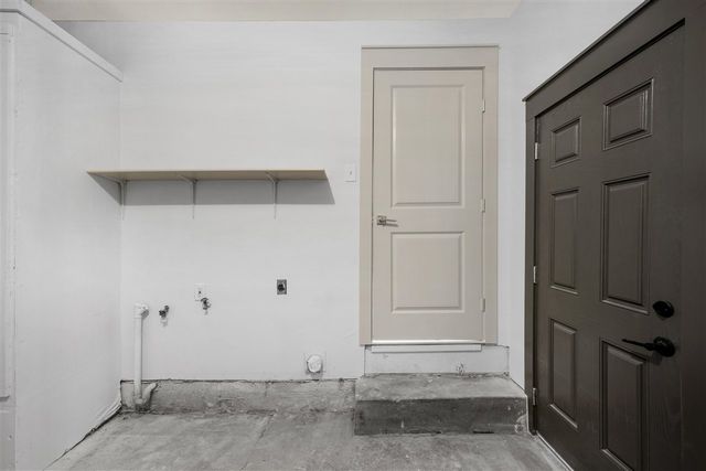 3822 NW Meadowbrook Dr, Lawton, OK 73507