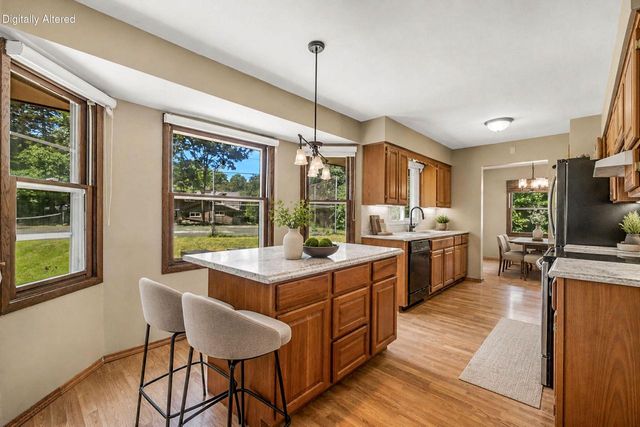 103 Debbie COURT, Waukesha, WI 53189