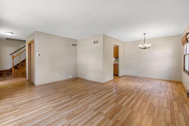 103 Debbie COURT, Waukesha, WI 53189