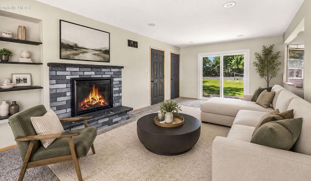 103 Debbie COURT, Waukesha, WI 53189