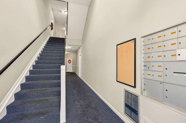 6200 Harbour Pointe, 301, Columbus, OH 43231