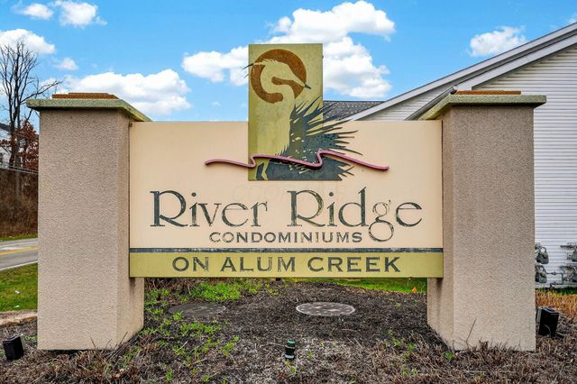 6200 Harbour Pointe, 301, Columbus, OH 43231