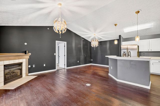 6200 Harbour Pointe, 301, Columbus, OH 43231