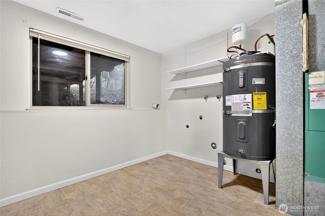 28 Madrona Place, Dupont, WA 98327