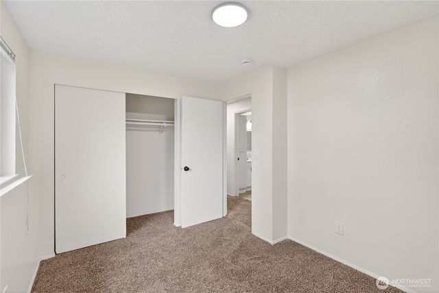 28 Madrona Place, Dupont, WA 98327