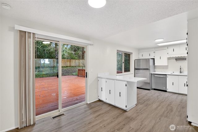 28 Madrona Place, Dupont, WA 98327