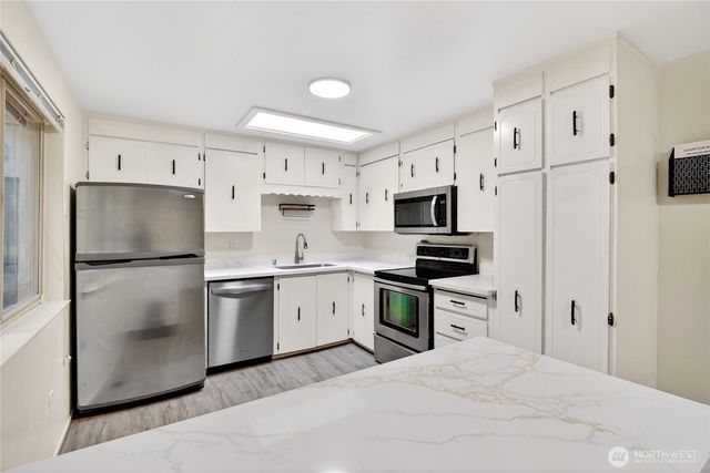 28 Madrona Place, Dupont, WA 98327