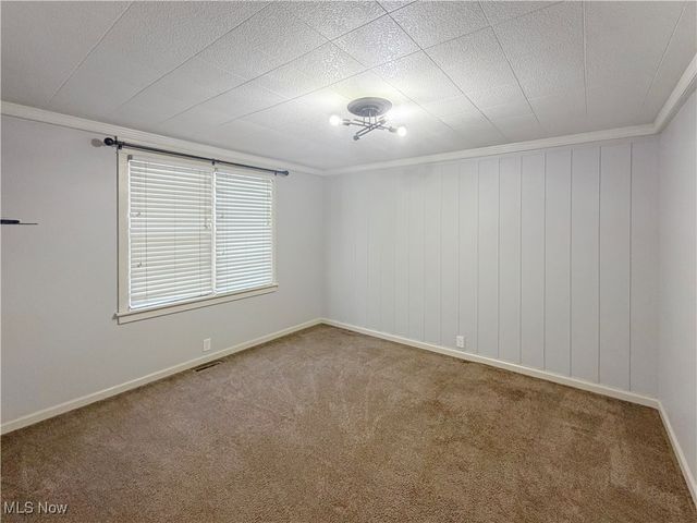 2341 Hardins Run Road, New Cumberland, WV 26047