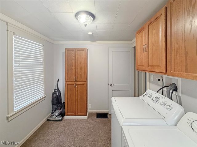 2341 Hardins Run Road, New Cumberland, WV 26047