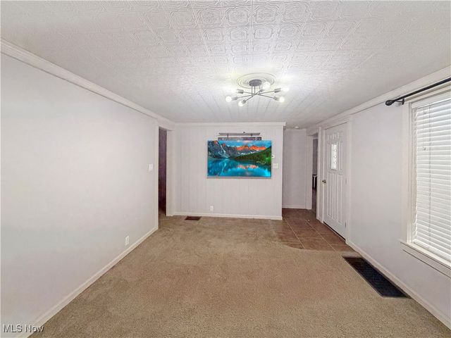 2341 Hardins Run Road, New Cumberland, WV 26047