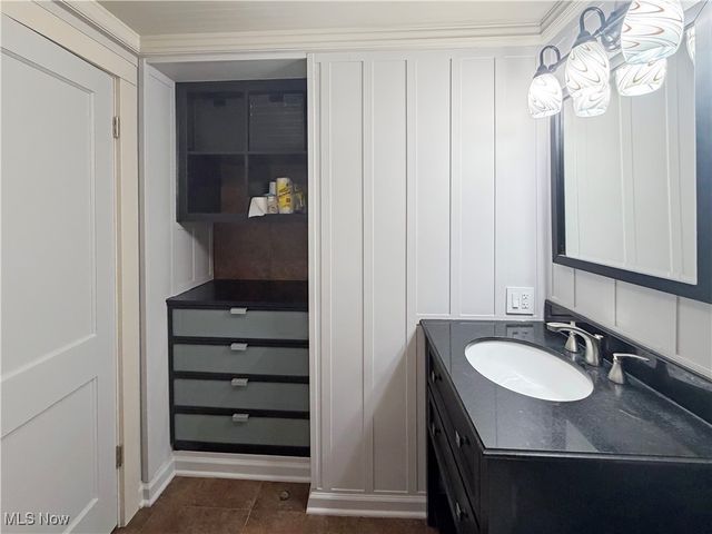 2341 Hardins Run Road, New Cumberland, WV 26047