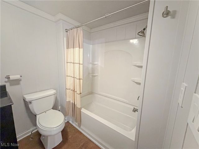 2341 Hardins Run Road, New Cumberland, WV 26047