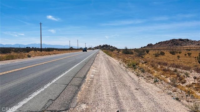 14239 Highway 18, Apple Valley, CA 92308