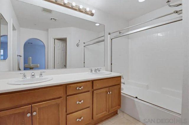 1561 Camiito Zaragosa, Chula Vista, CA 91913