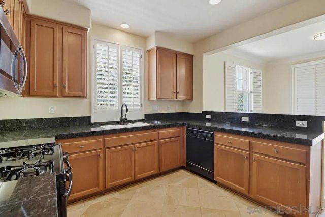 1561 Camiito Zaragosa, Chula Vista, CA 91913