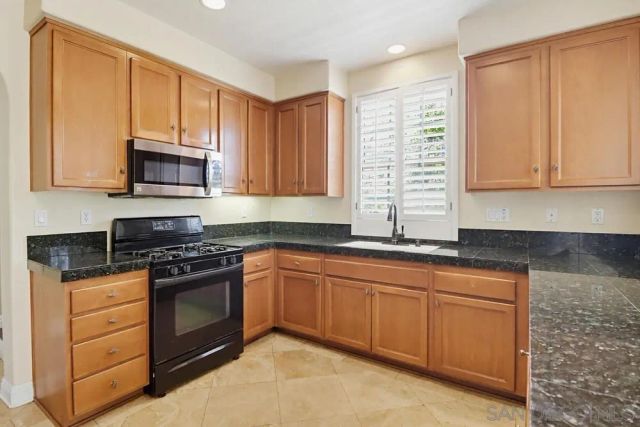 1561 Camiito Zaragosa, Chula Vista, CA 91913