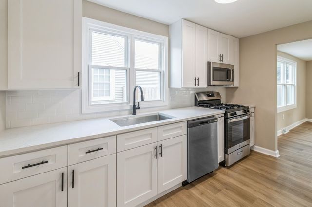9934 Herrick Avenue, Franklin Park, IL 60131