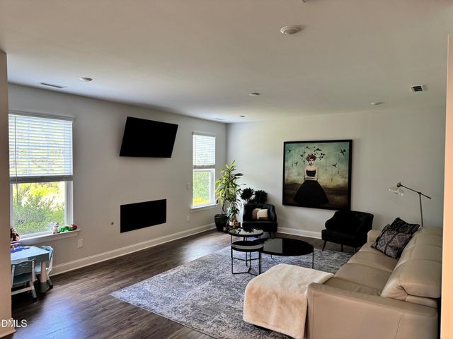 123 Pepperwood Way, Durham, NC 27703
