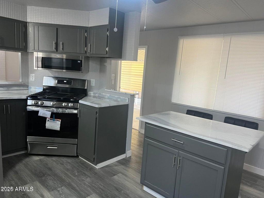 Image 1 of property listing at 10701 N 99TH Avenue 77, Peoria, AZ 85345