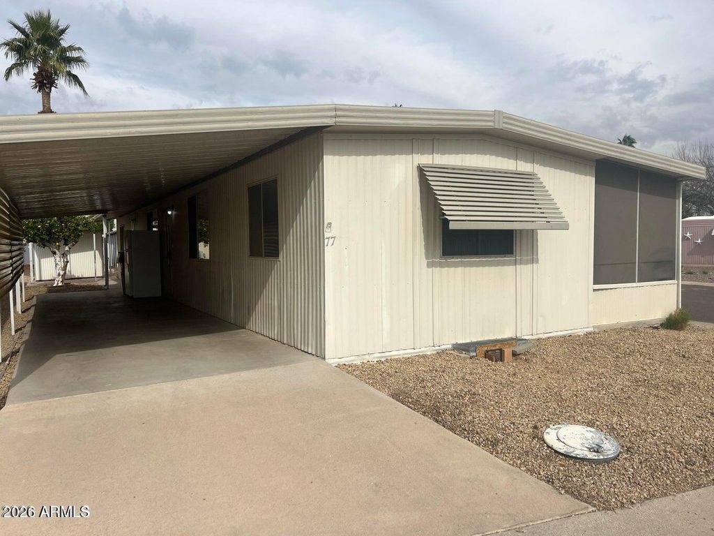 Image 24 of property listing at 10701 N 99TH Avenue 77, Peoria, AZ 85345